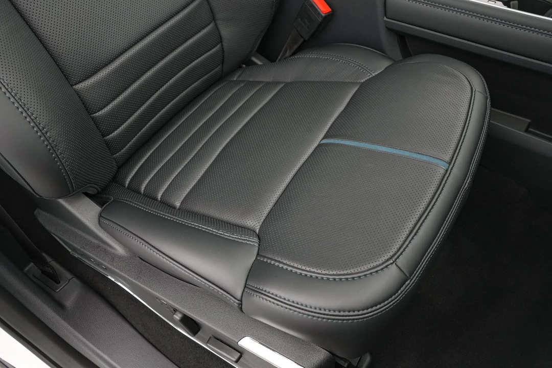 2026 Ford Super Duty 5th Gen - Image 30 of 31