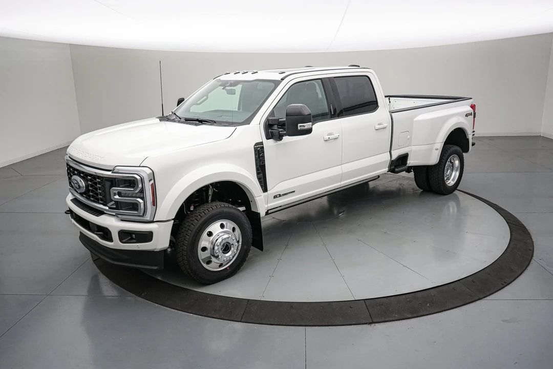 2026 Ford Super Duty 5th Gen - Image 10 of 31