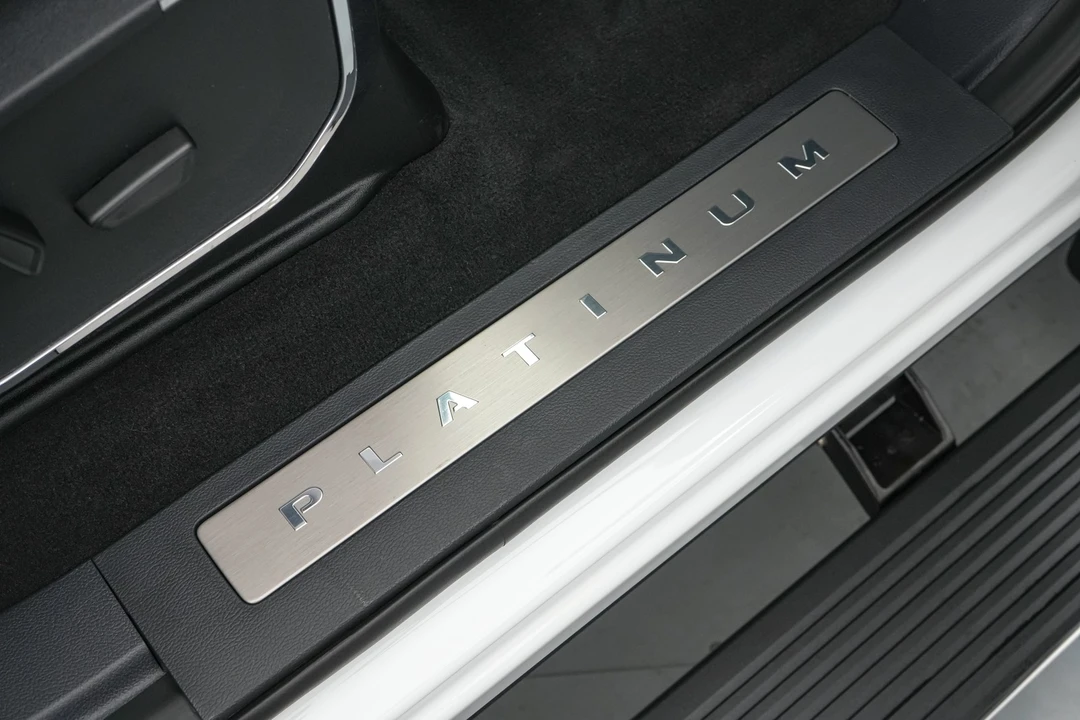 2026 Ford Super Duty 5th Gen - Image 29 of 31
