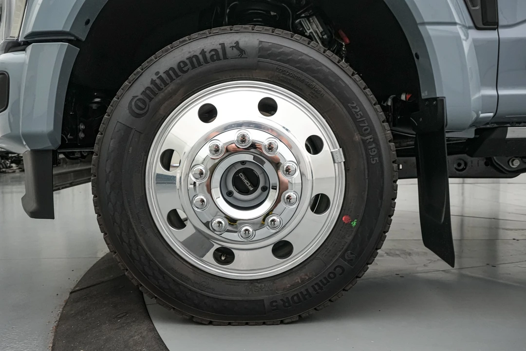 2026 Ford Super Duty 5th Gen - Image 12 of 31