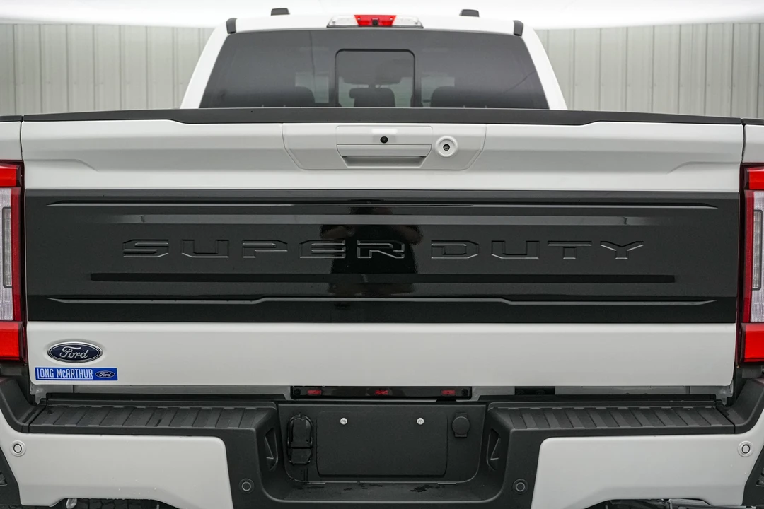 2026 Ford Super Duty 5th Gen - Image 14 of 31