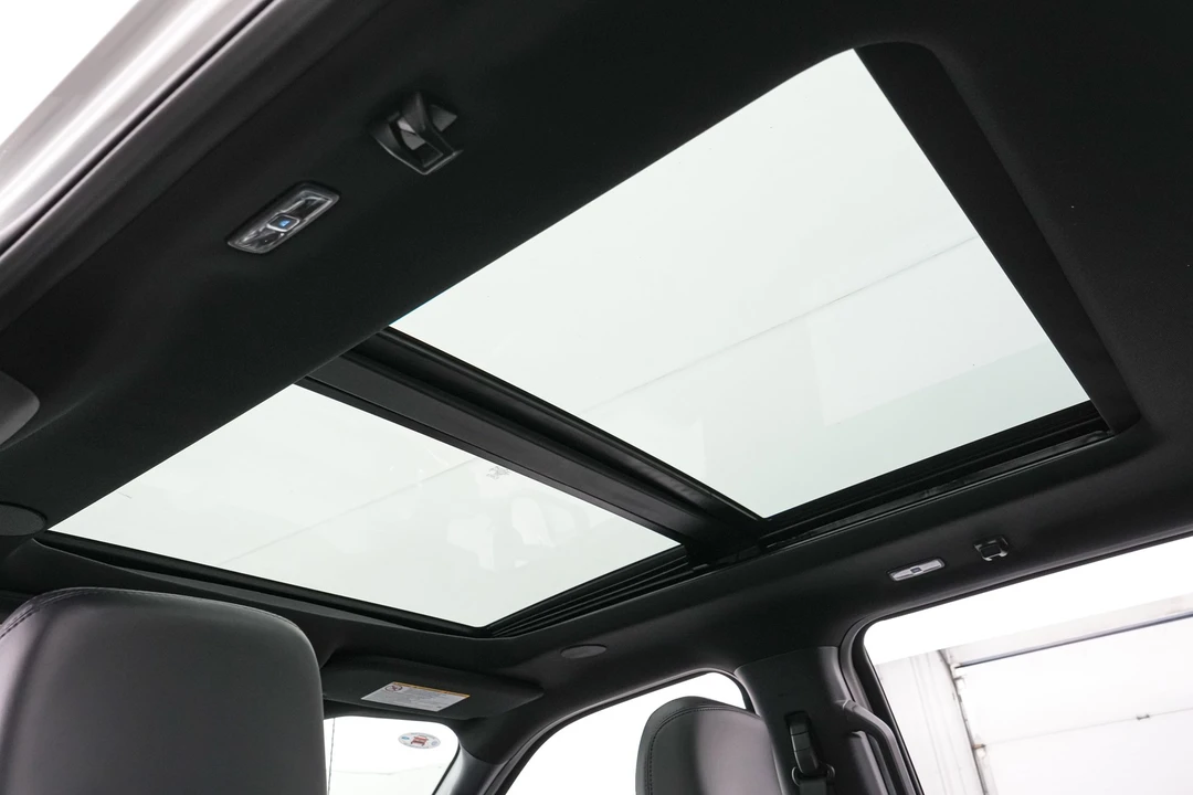 2026 Ford Super Duty 5th Gen - Image 26 of 31