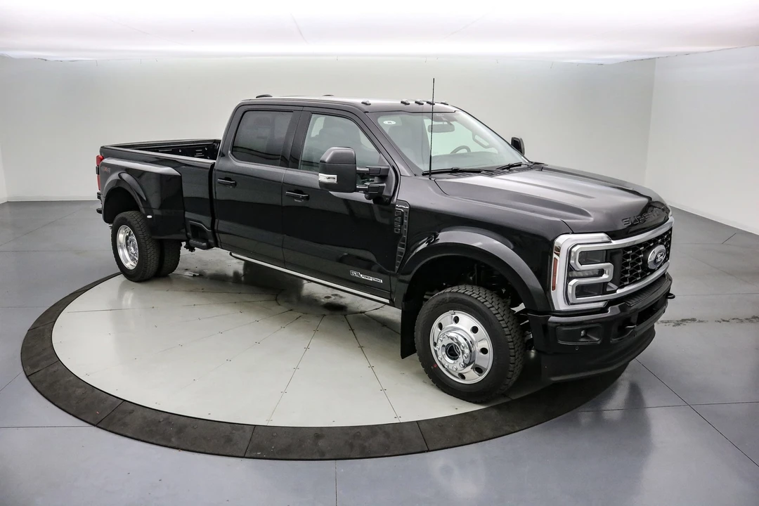 2026 Ford Super Duty 5th Gen - Image 2 of 21