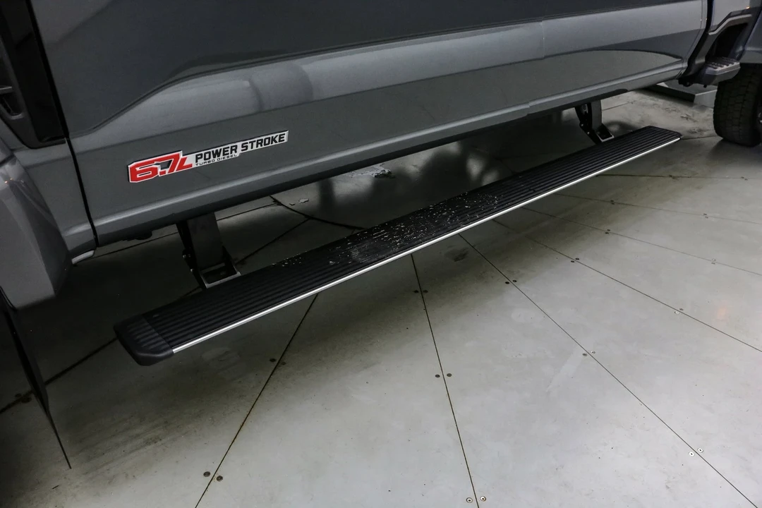 2026 Ford Super Duty 5th Gen - Image 13 of 21