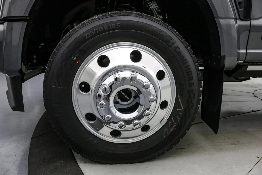2026 Ford Super Duty 5th Gen - Image 12 of 21