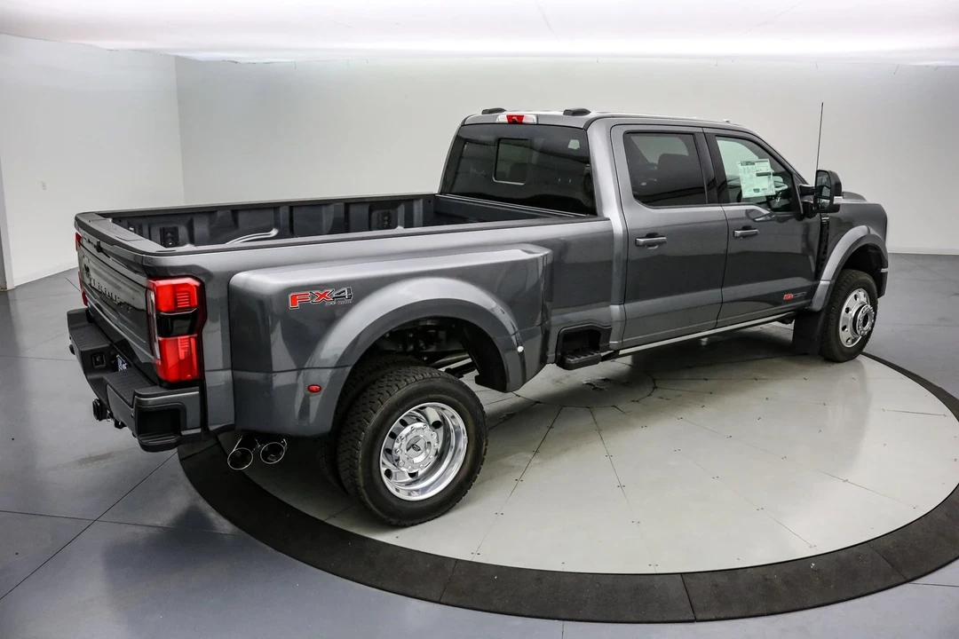 2026 Ford Super Duty 5th Gen - Image 5 of 21