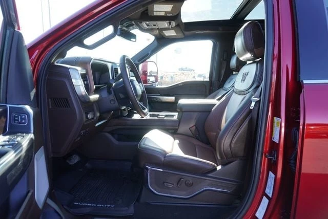 2026 Ford Super Duty 5th Gen - Image 25 of 31