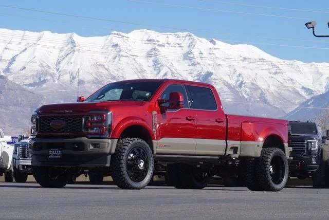 2026 Ford Super Duty 5th Gen - Image 2 of 31