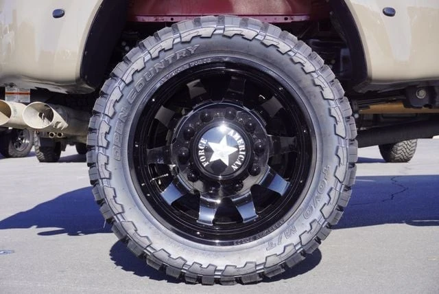 2026 Ford Super Duty 5th Gen - Image 18 of 31
