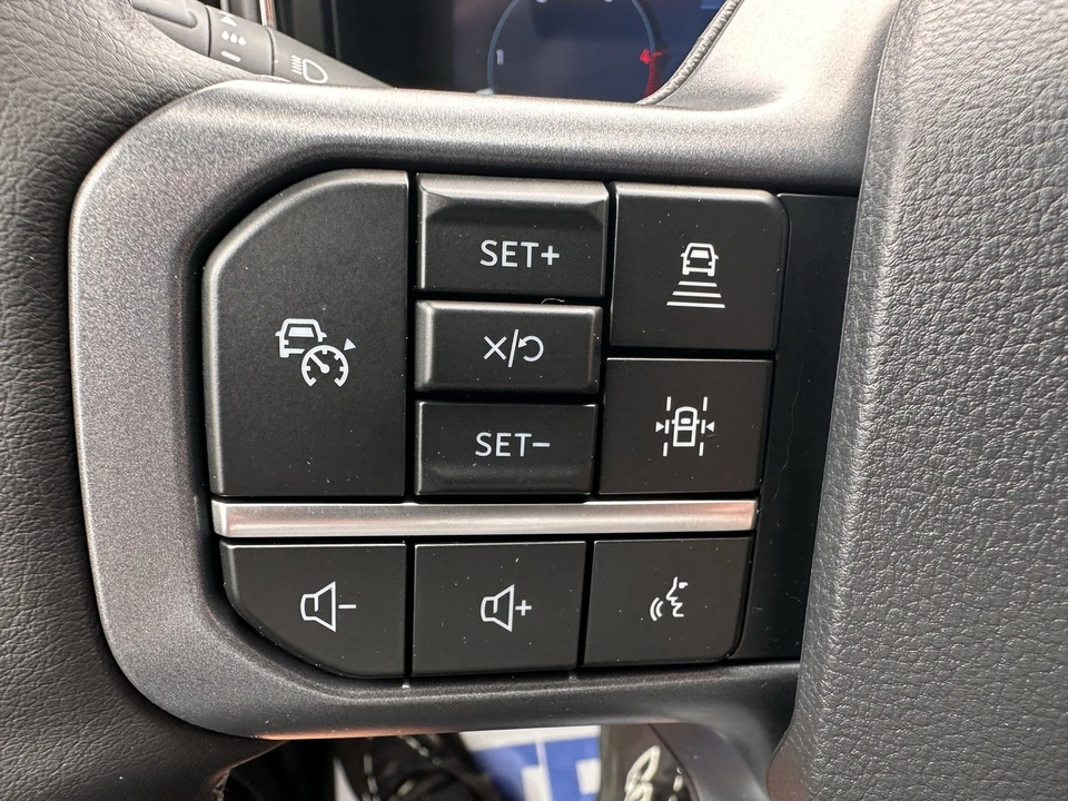 2026 Ford Super Duty 5th Gen - Image 23 of 31