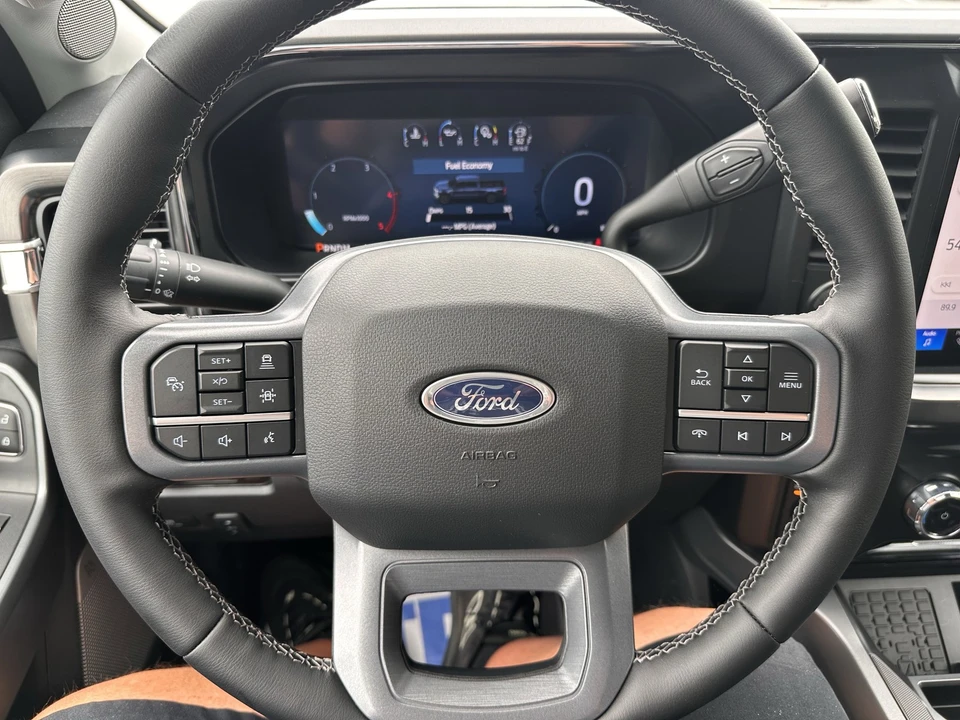 2026 Ford Super Duty 5th Gen - Image 22 of 31