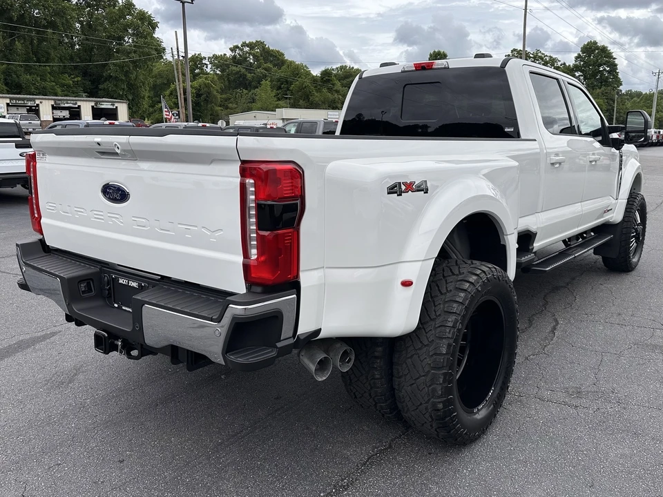 2026 Ford Super Duty 5th Gen - Image 6 of 31