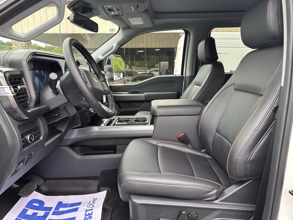 2026 Ford Super Duty 5th Gen - Image 12 of 31