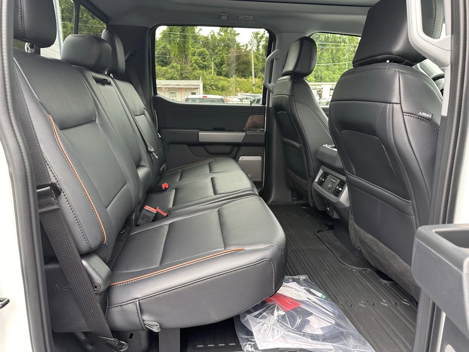 2026 Ford Super Duty 5th Gen - Image 17 of 31