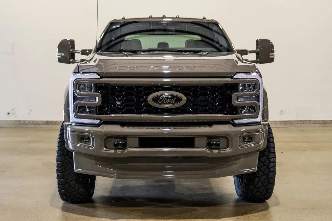 2026 Ford Super Duty 5th Gen - Image 2 of 12