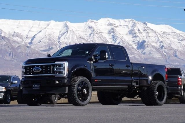 2026 Ford Super Duty 5th Gen - Image 2 of 21