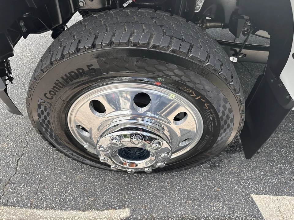 2026 Ford Super Duty 5th Gen - Image 5 of 31