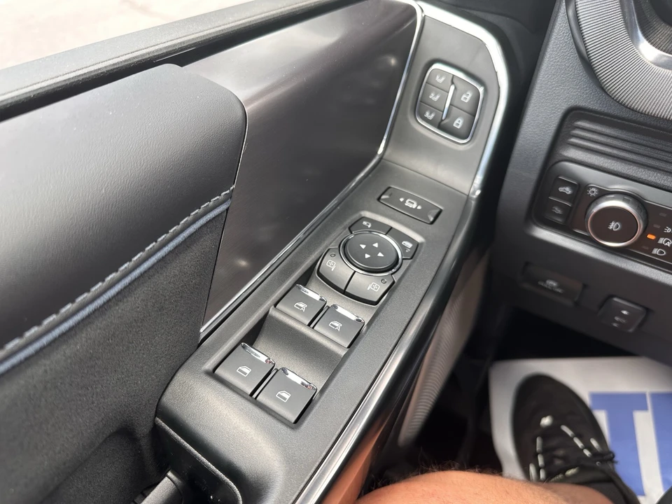 2026 Ford Super Duty 5th Gen - Image 19 of 31