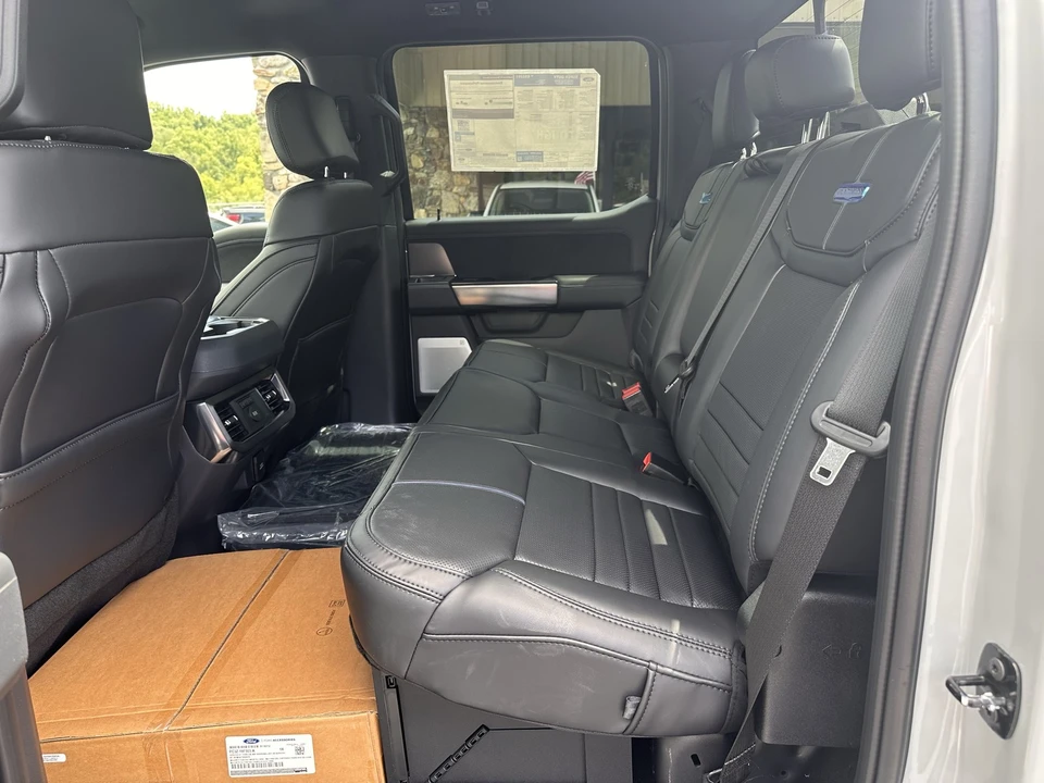 2026 Ford Super Duty 5th Gen - Image 14 of 31