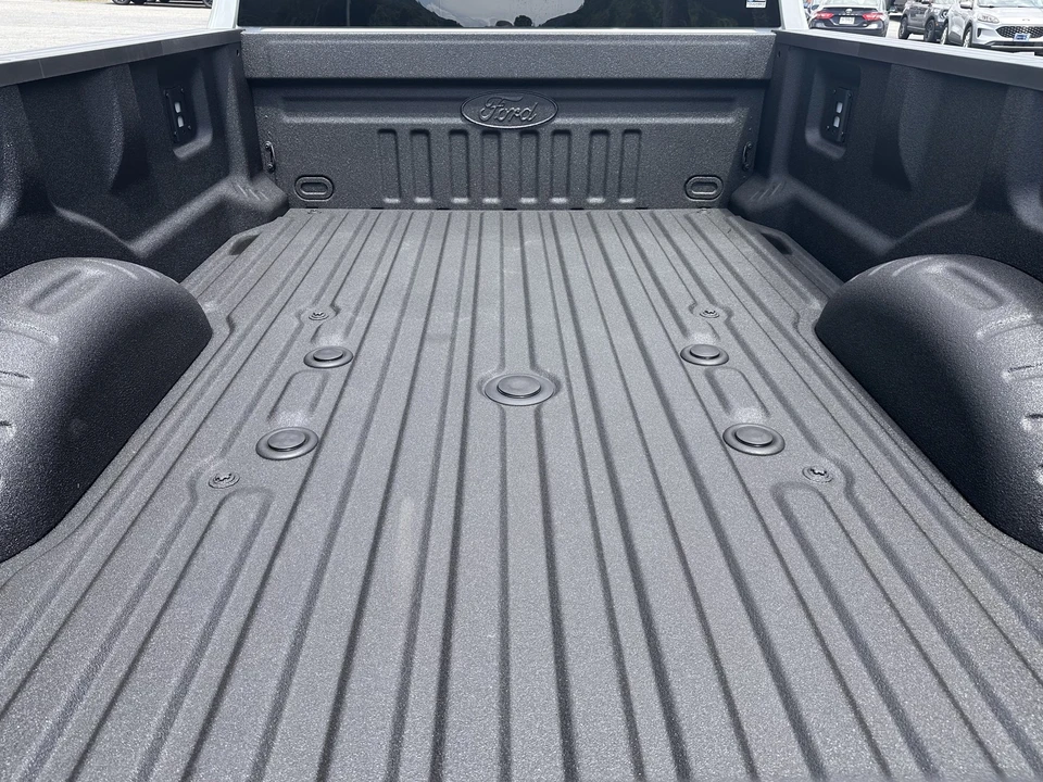 2026 Ford Super Duty 5th Gen - Image 10 of 31