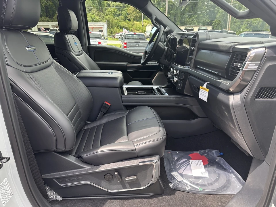 2026 Ford Super Duty 5th Gen - Image 16 of 31
