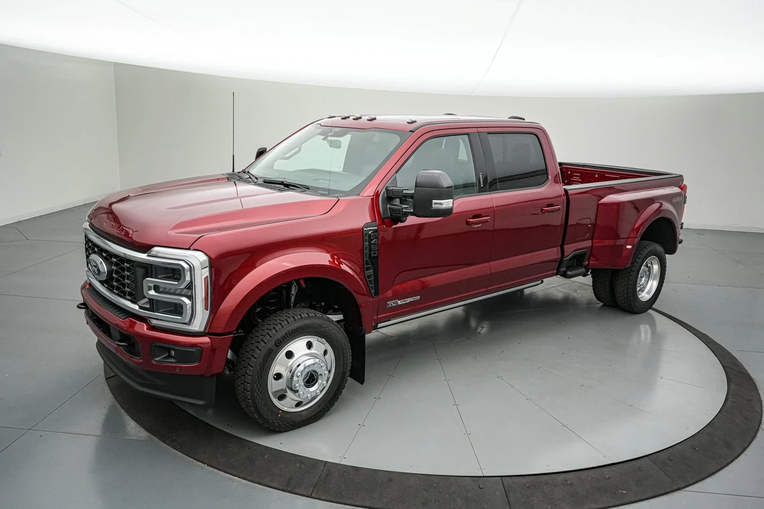 2026 Ford Super Duty 5th Gen - Image 10 of 31