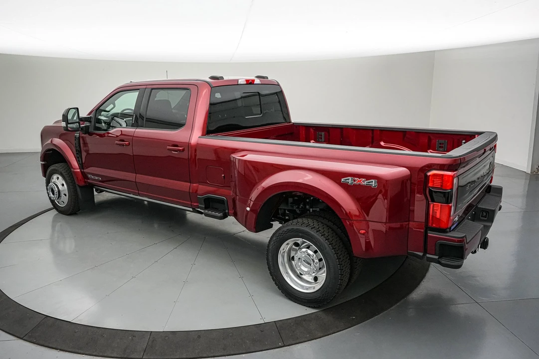 2026 Ford Super Duty 5th Gen - Image 8 of 31