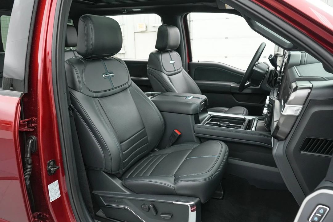 2026 Ford Super Duty 5th Gen - Image 24 of 31