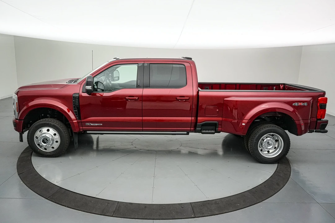 2026 Ford Super Duty 5th Gen - Image 9 of 31