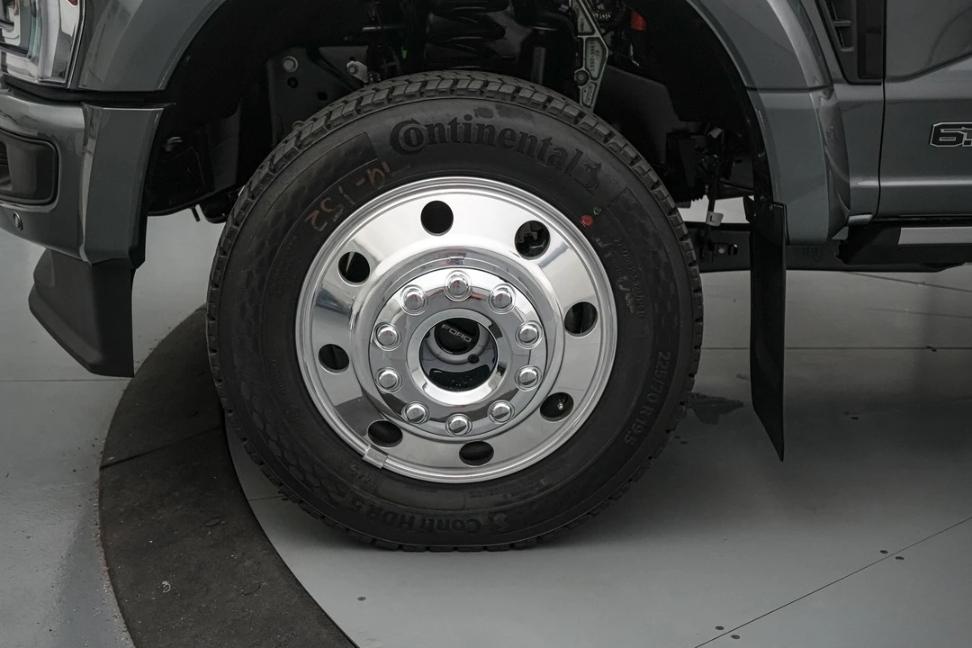 2026 Ford Super Duty 5th Gen - Image 12 of 28