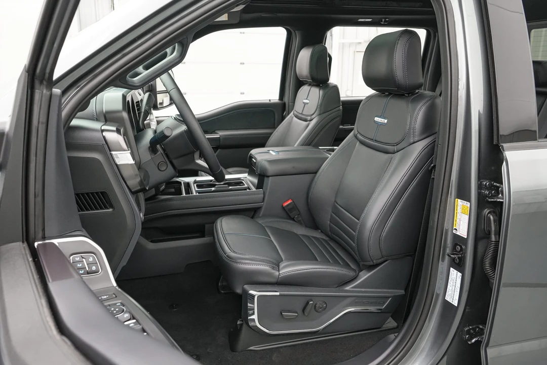 2026 Ford Super Duty 5th Gen - Image 13 of 28
