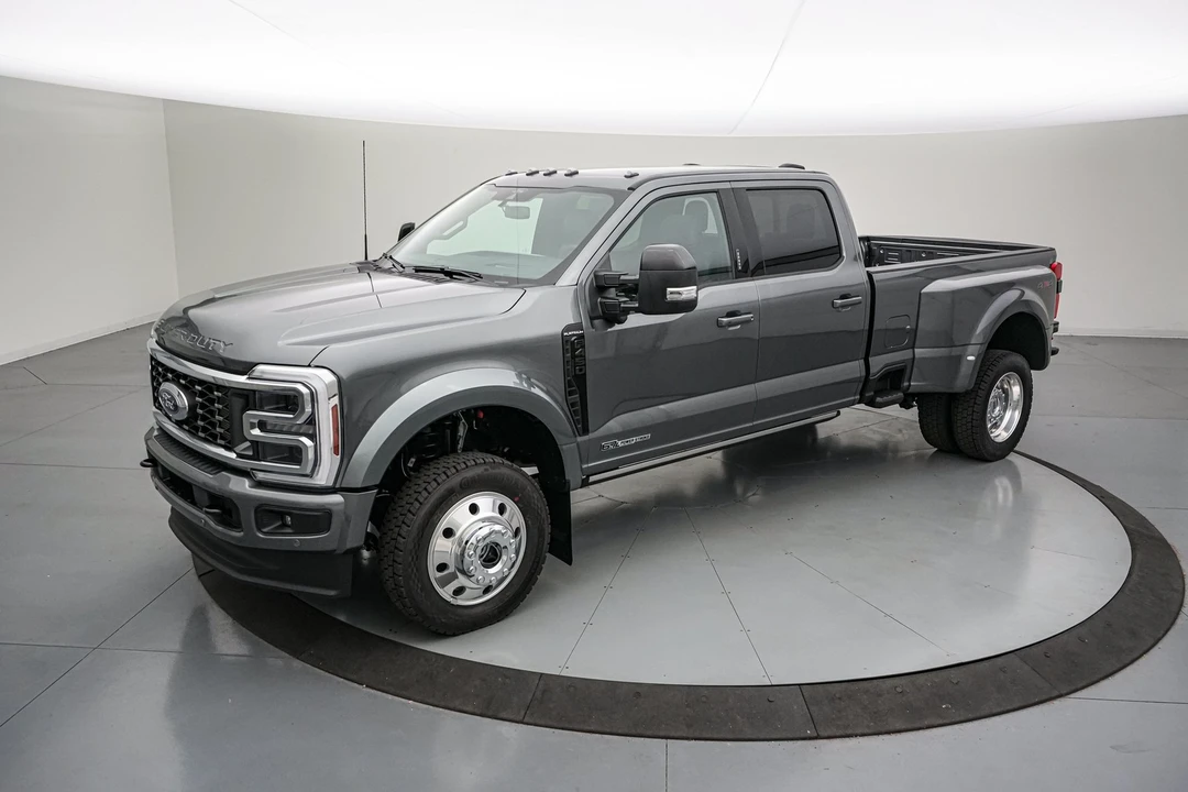 2026 Ford Super Duty 5th Gen - Image 10 of 28