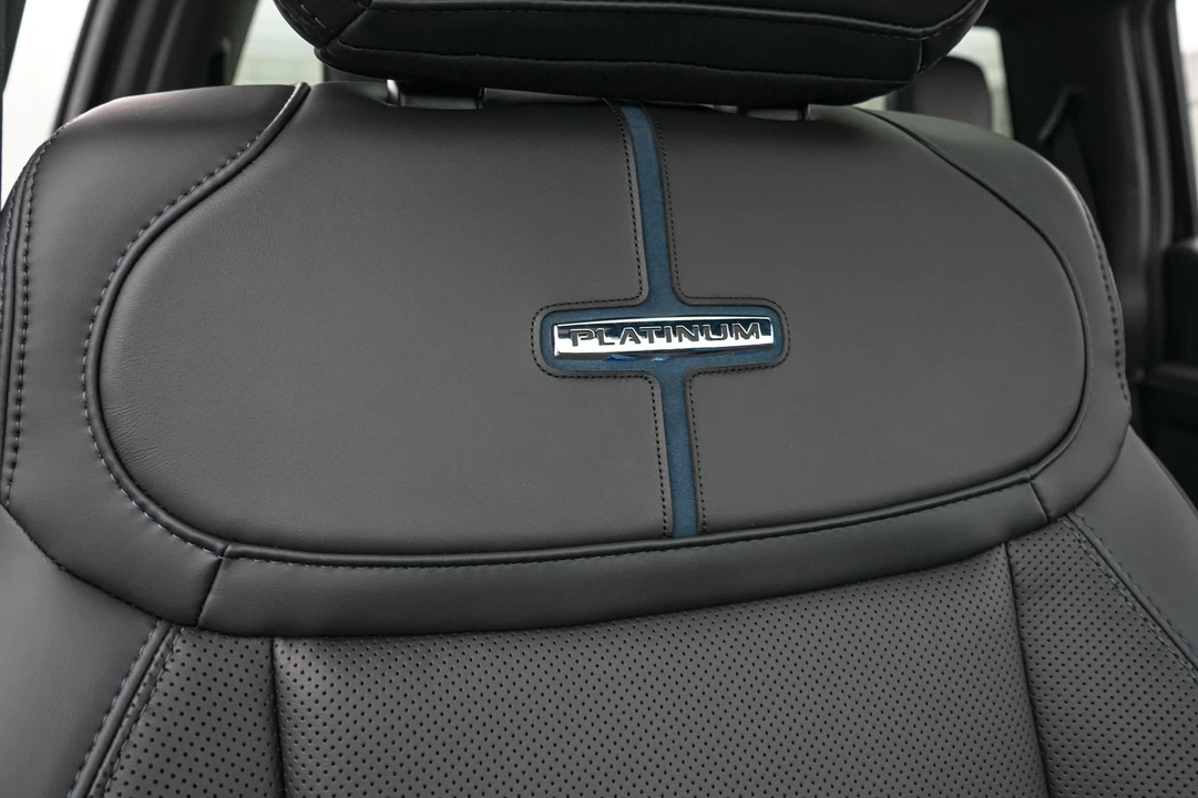 2026 Ford Super Duty 5th Gen - Image 27 of 30