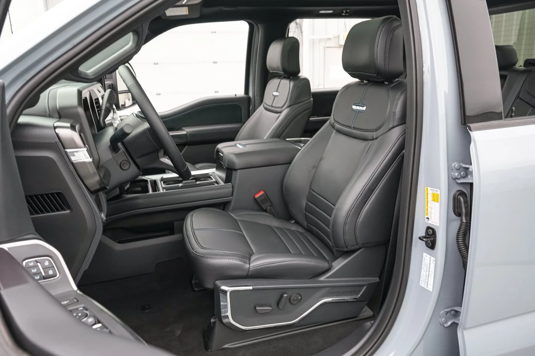2026 Ford Super Duty 5th Gen - Image 15 of 31