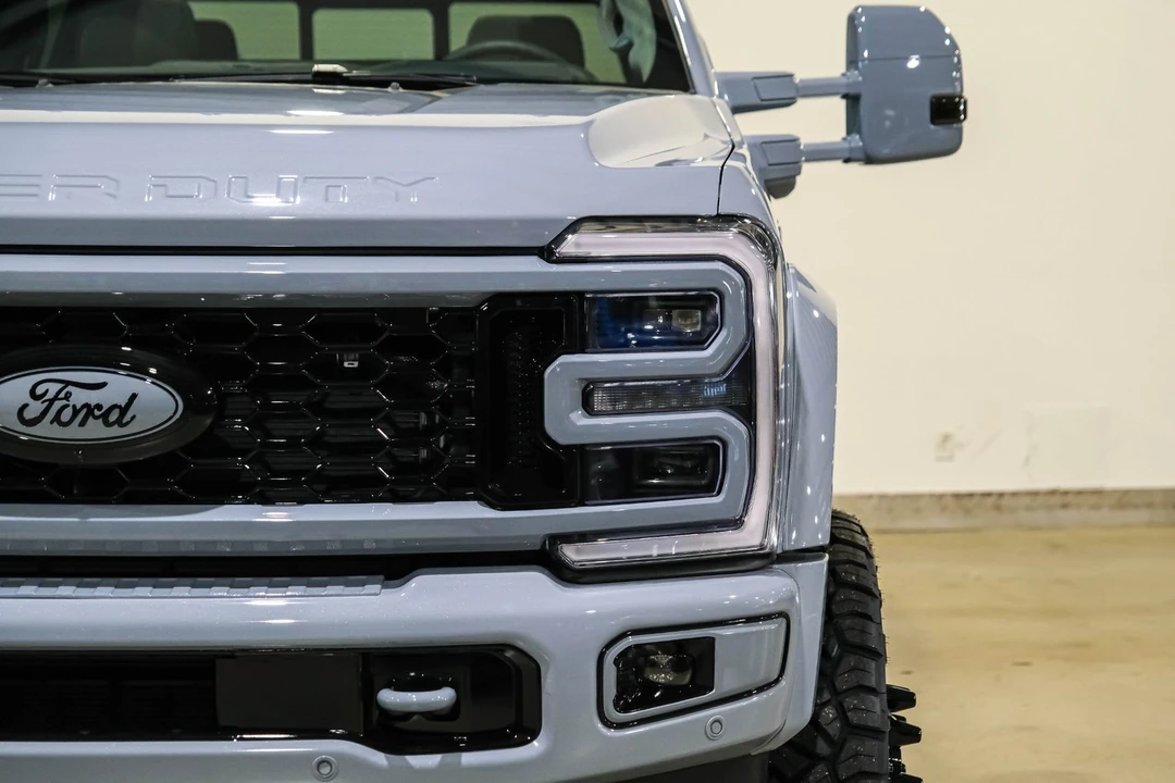 2026 Ford Super Duty 5th Gen - Image 3 of 12