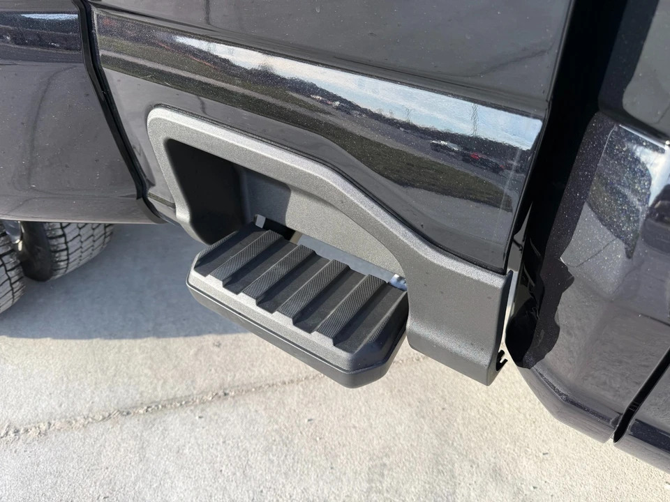 2026 Ford Super Duty 5th Gen - Image 15 of 21