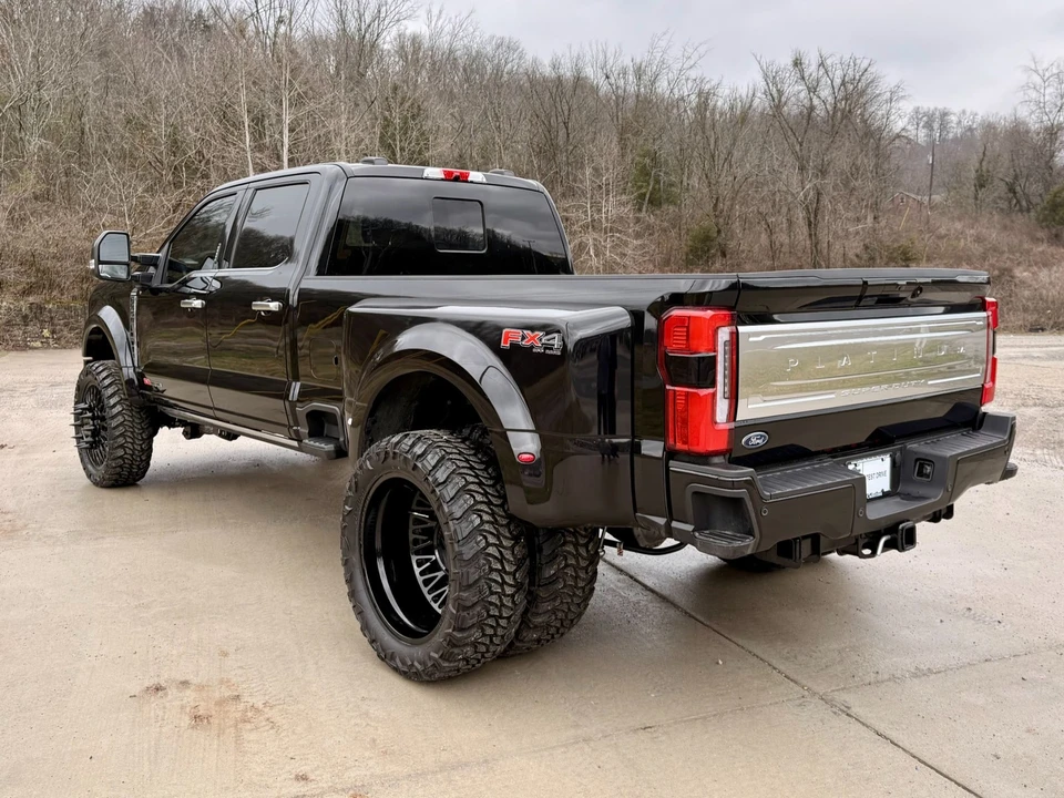 2026 Ford Super Duty 5th Gen - Image 4 of 21