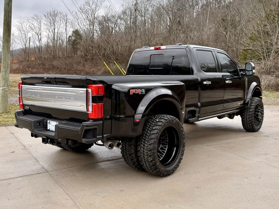 2026 Ford Super Duty 5th Gen - Image 3 of 21