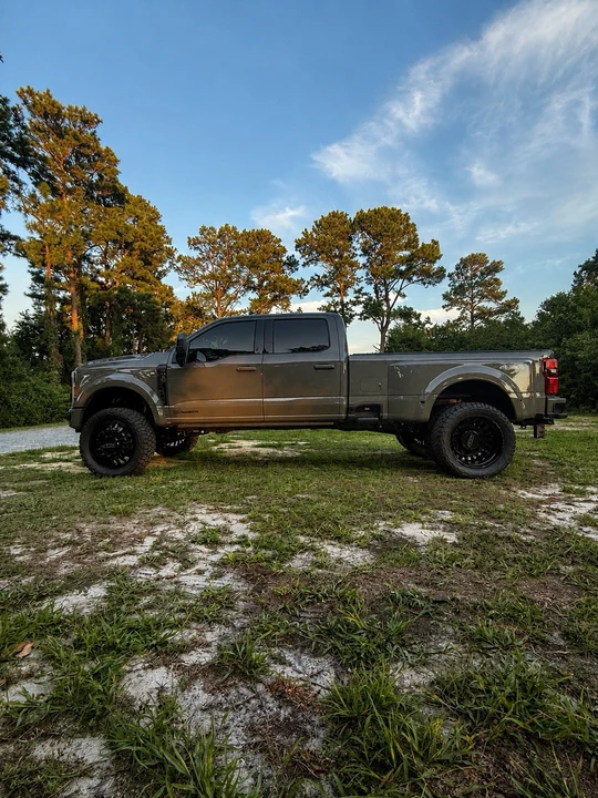 2026 Ford Super Duty 5th Gen - Image 2 of 10