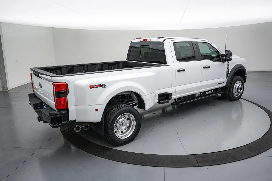 2026 Ford Super Duty 5th Gen - Image 5 of 24
