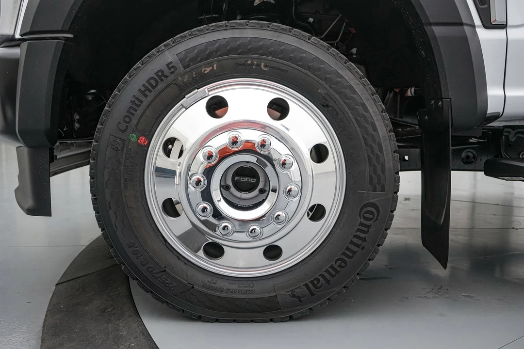 2026 Ford Super Duty 5th Gen - Image 12 of 24