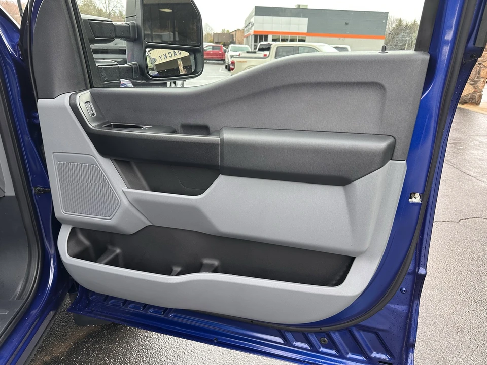 2026 Ford Super Duty 5th Gen - Image 9 of 25