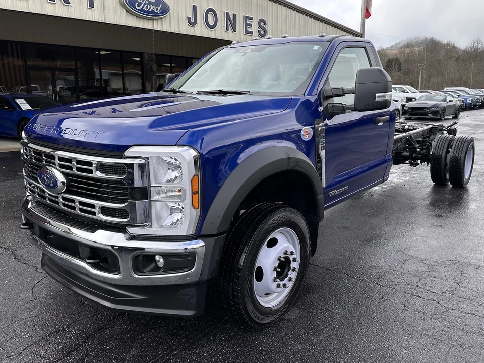 2026 Ford Super Duty 5th Gen - Image 2 of 12