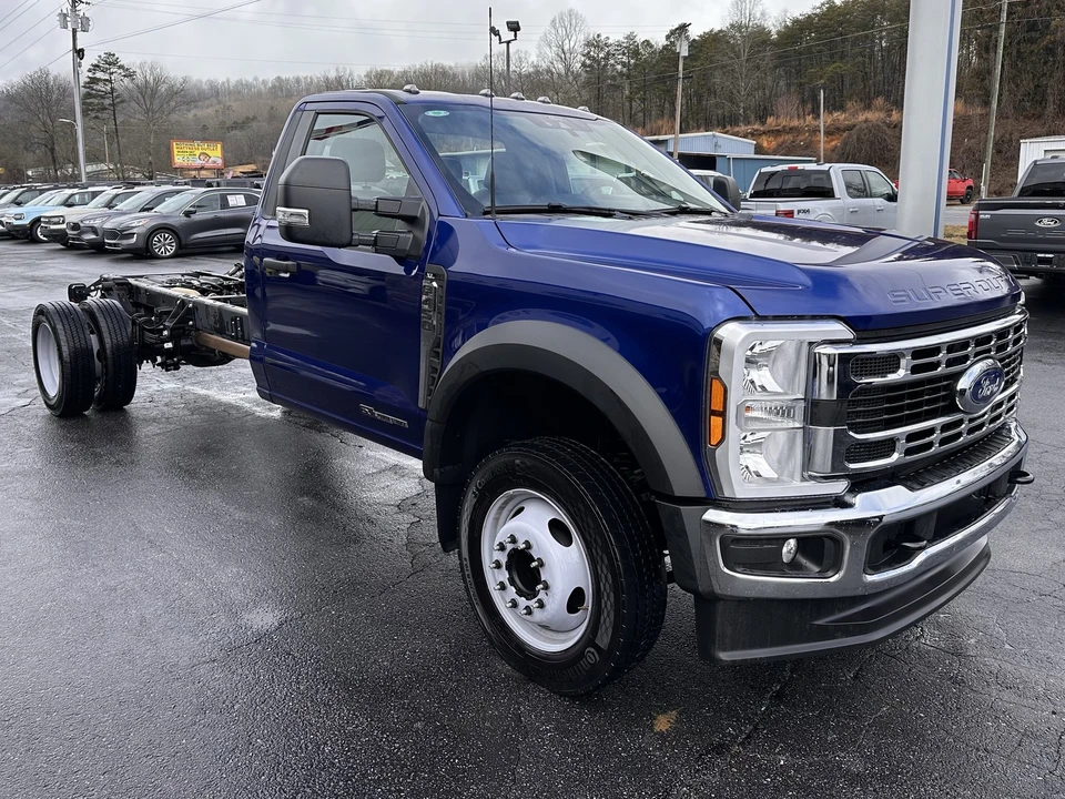 2026 Ford Super Duty 5th Gen - Image 4 of 12
