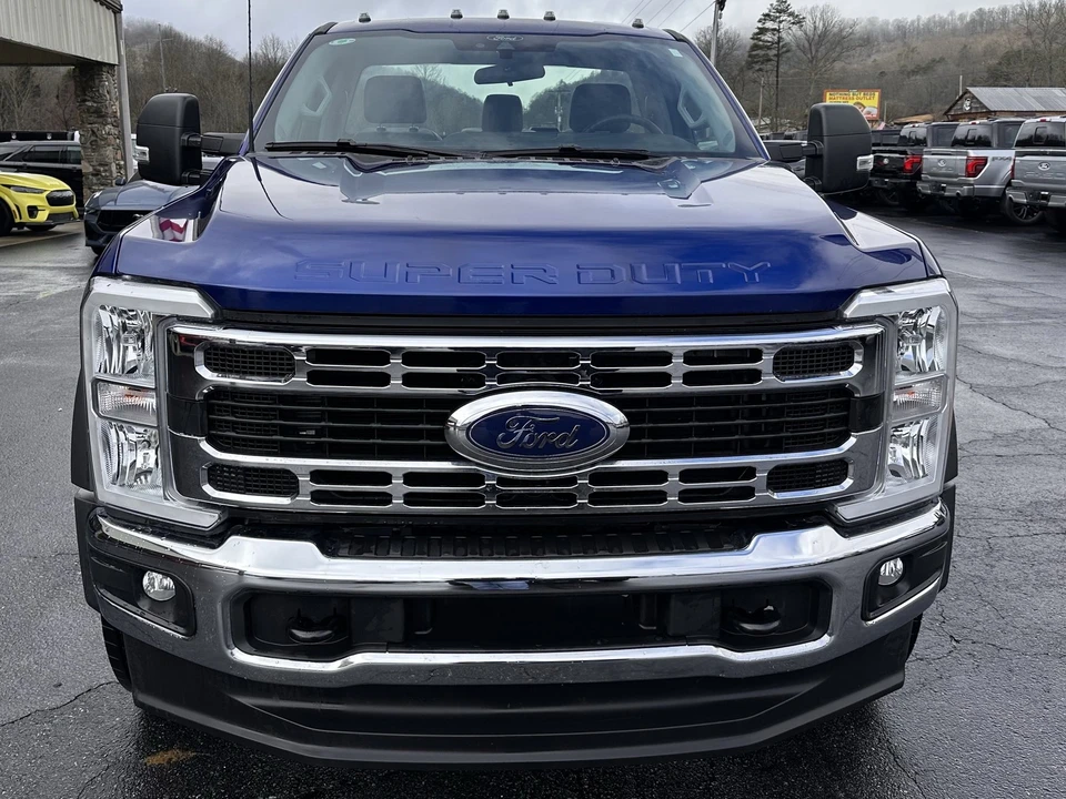 2026 Ford Super Duty 5th Gen - Image 3 of 25