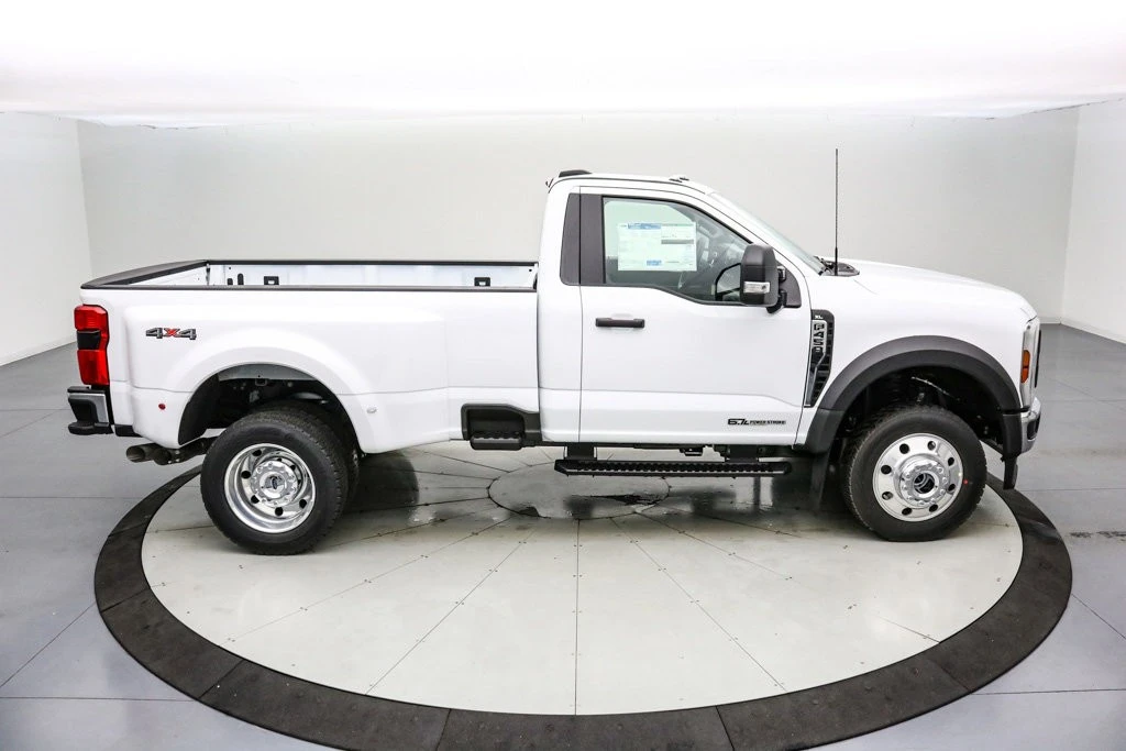 2026 Ford Super Duty 5th Gen - Image 4 of 21