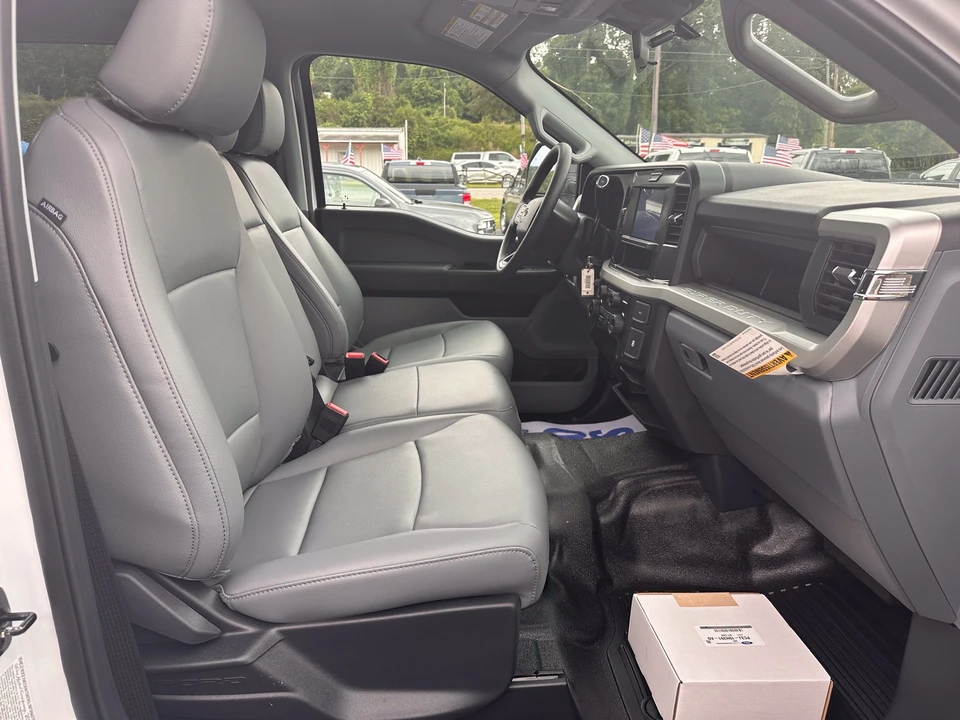 2026 Ford Super Duty 5th Gen - Image 12 of 26