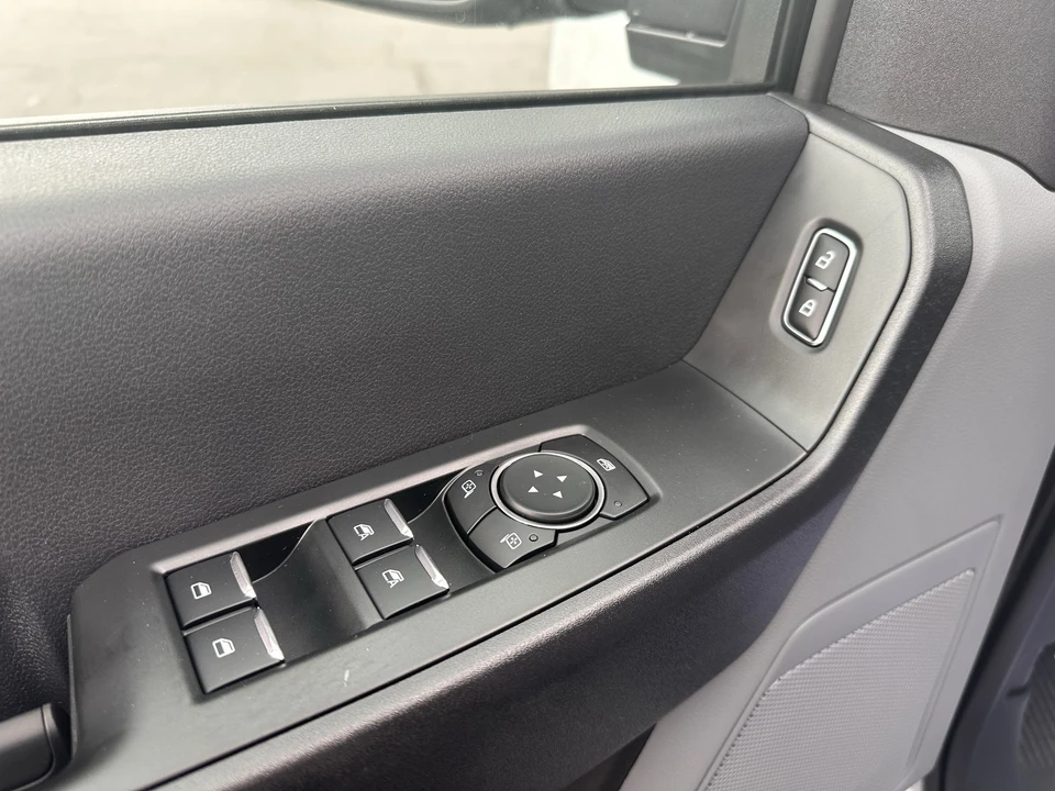 2026 Ford Super Duty 5th Gen - Image 15 of 26