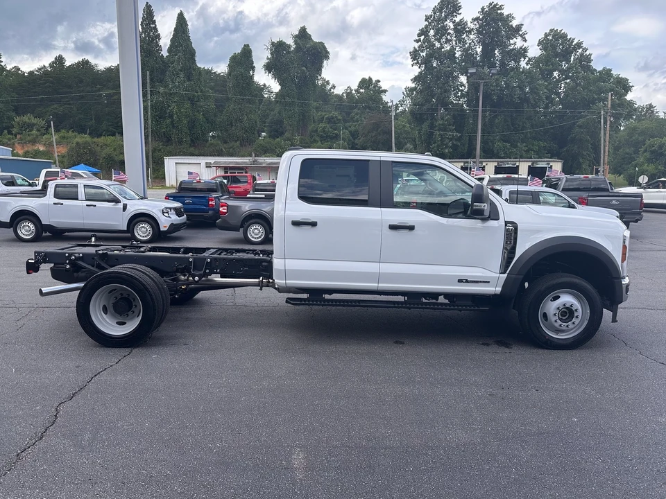 2026 Ford Super Duty 5th Gen - Image 5 of 26