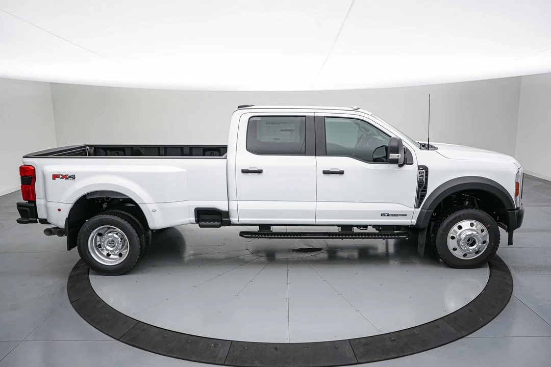 2026 Ford Super Duty 5th Gen - Image 4 of 24